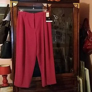 Valerie Stevens. Lovely wide- legged dress pants